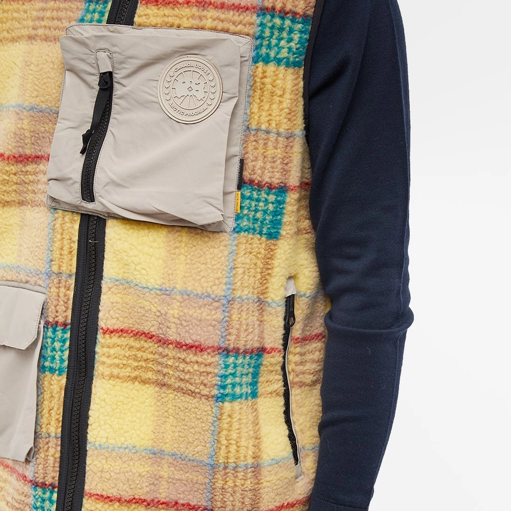 Canada Goose Men's & NBA Collection with UNION Legion Fleece Vest Legacy Tartan Gold